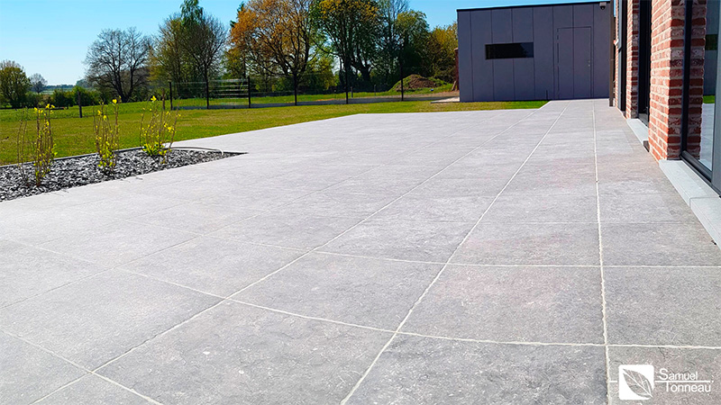 014_Amenagement_Terrasse_en_ceramique_gres_cerame_exterieur_Samuel_Tonneau_amenagement_jardin_entretiens_Tournai_Peruwelz_Tourpes_Beloeil_Mons