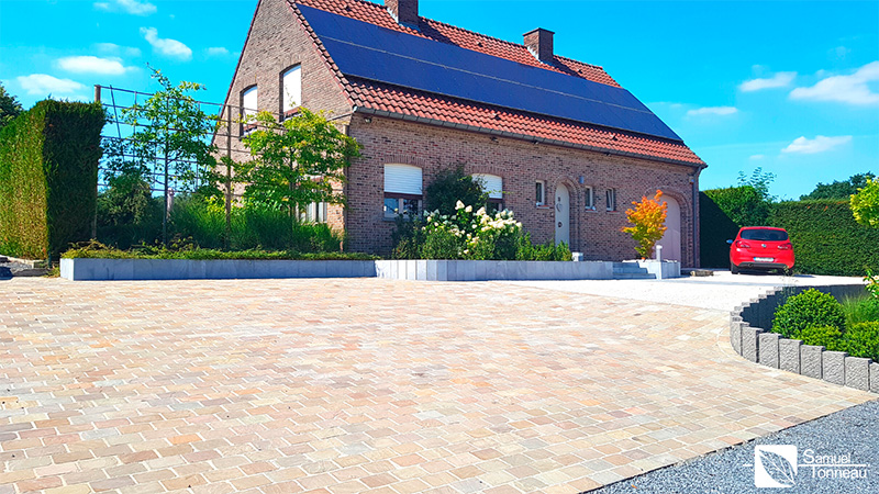 007_Amenagement_allee_de_garage_Samuel_Tonneau_amenagement_jardin_entretiens_Tournai_Peruwelz_Tourpes_Beloeil_Mons