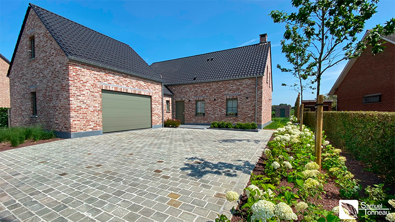 008_Amenagement_allee_de_garage_Samuel_Tonneau_amenagement_jardin_entretiens_Tournai_Peruwelz_Tourpes_Beloeil_Mons